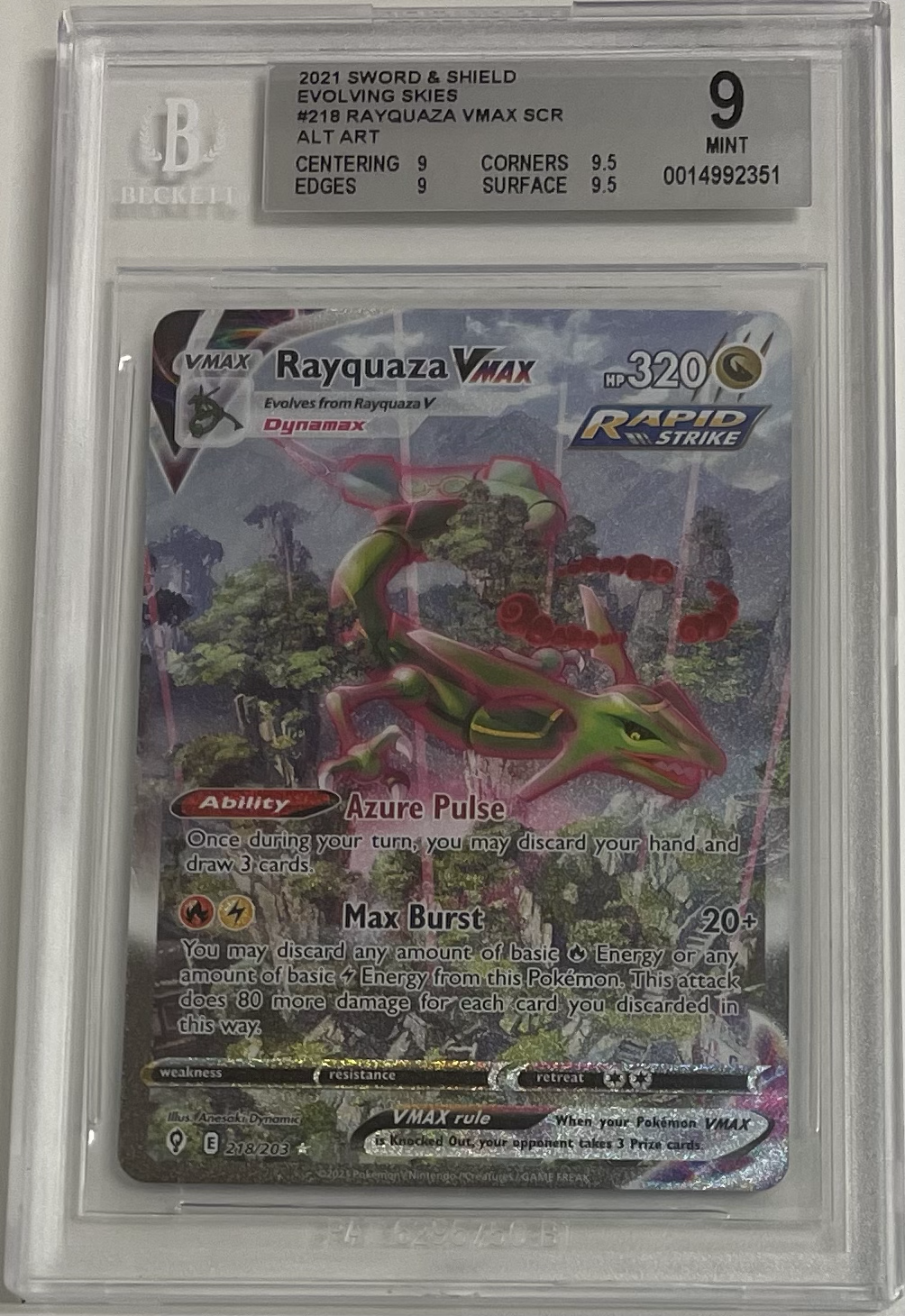 Rayquaza VMAX 218/203 Evolving Skies - 2021 Pokemon