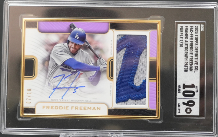 2023 Topps Definitive Collection  - Freddie Freeman FAC-FFR - Purple Framed Autograph Relic /10 - SGC 9 / 10