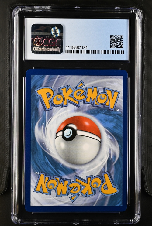 Starmie V - TG13/TG30 - Astral Radiance - Pokémon 2022 - CGC 8.5