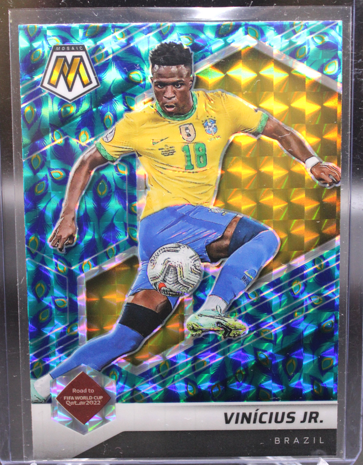 2021-22 Panini Mosaic Fifa Soccer - Vinicius JR. 163 - Peacock SP