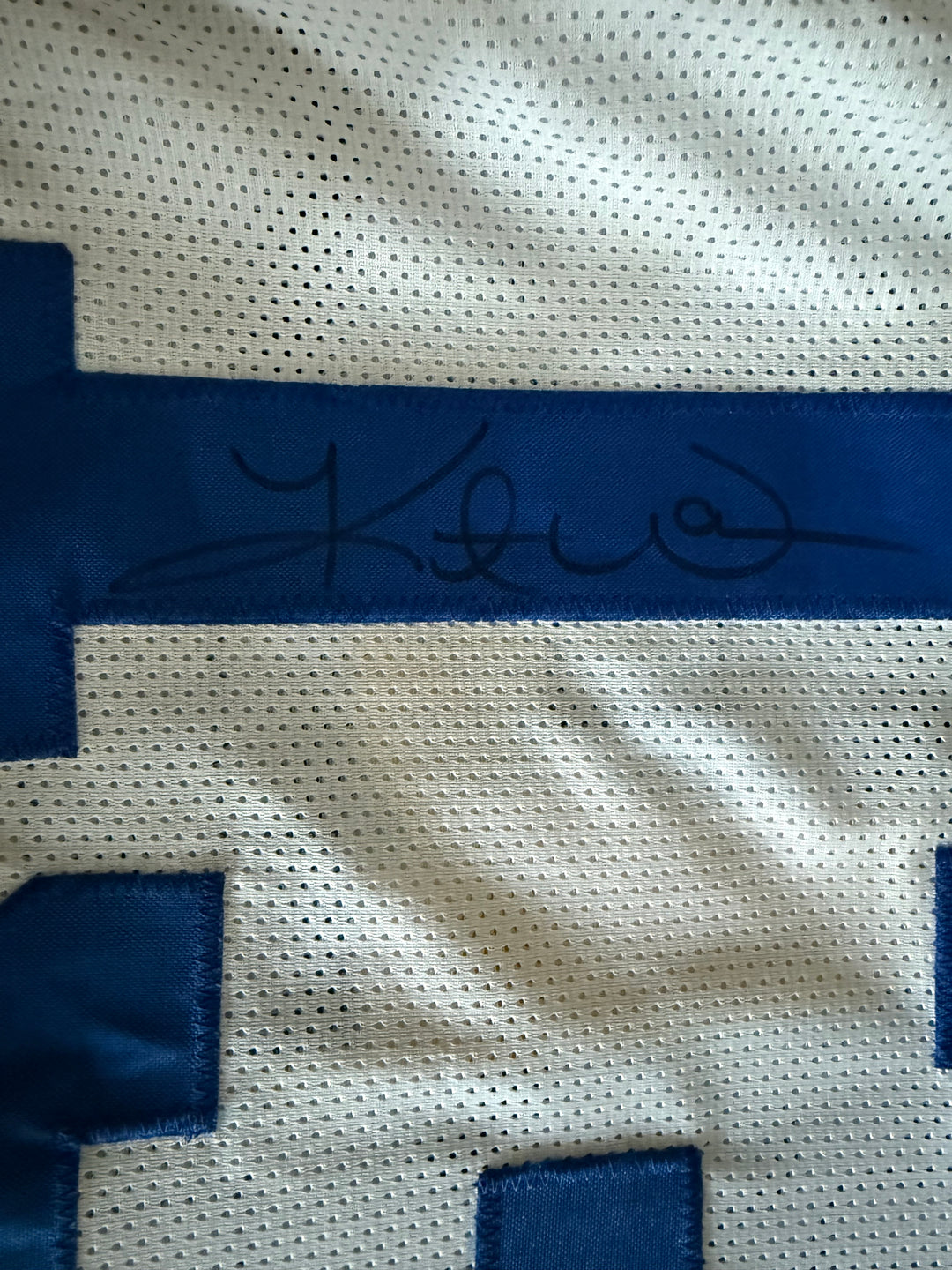 Kurt Warner Autographed White Custom Jersey - COA By Beckett