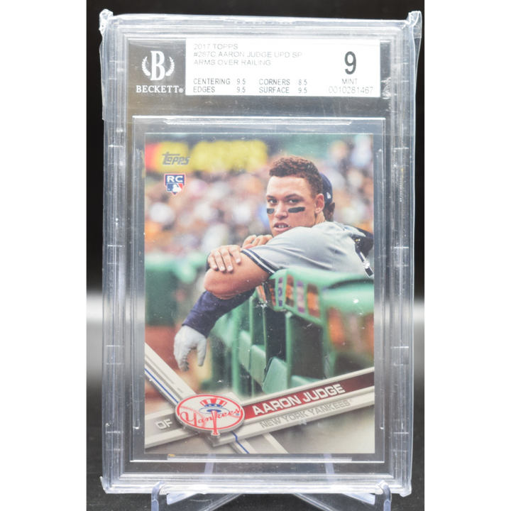 2017 Topps - Aaron Judge 287 - Arms over Railing - Beckett 9